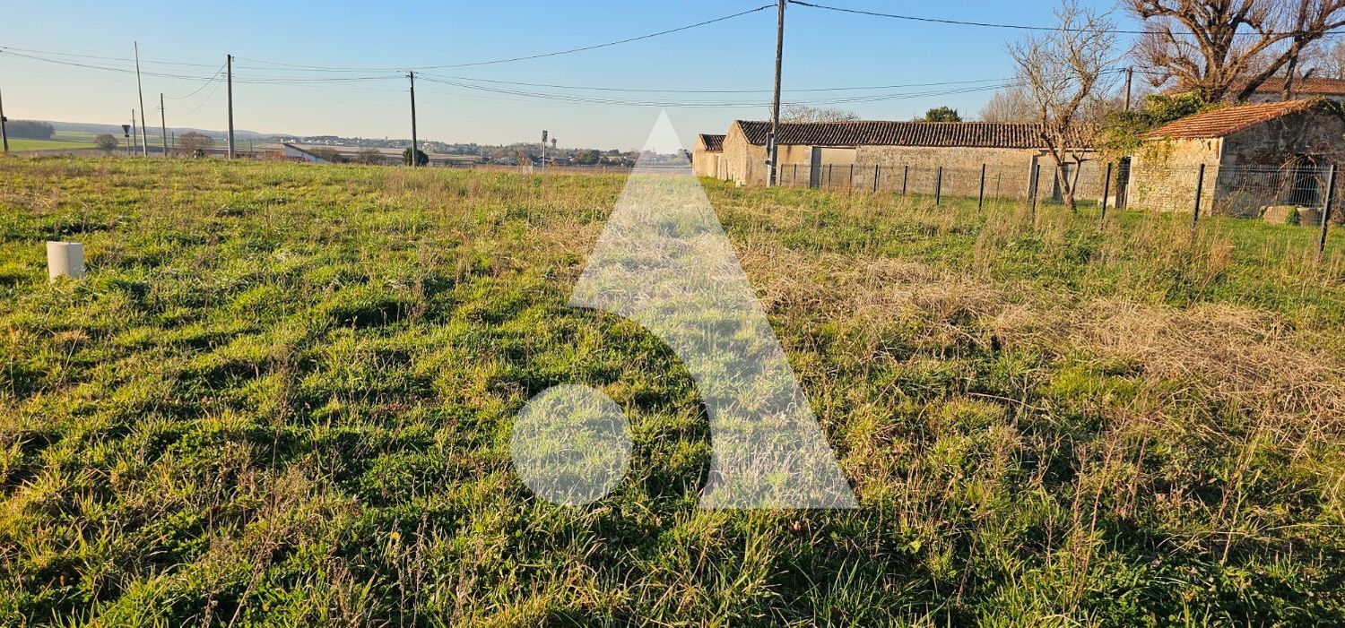 Image Vue à terrain de Étaules