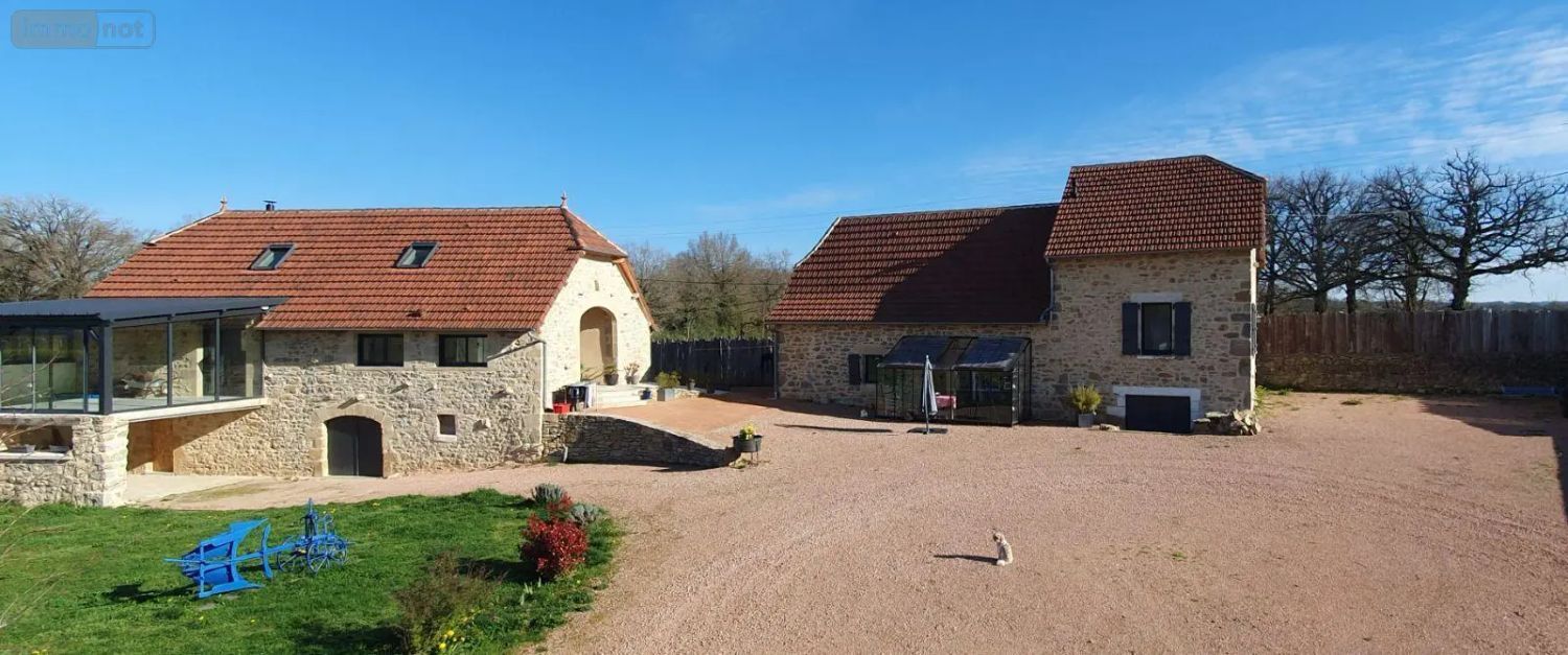 Image Façade à  villa de Reyrevignes
