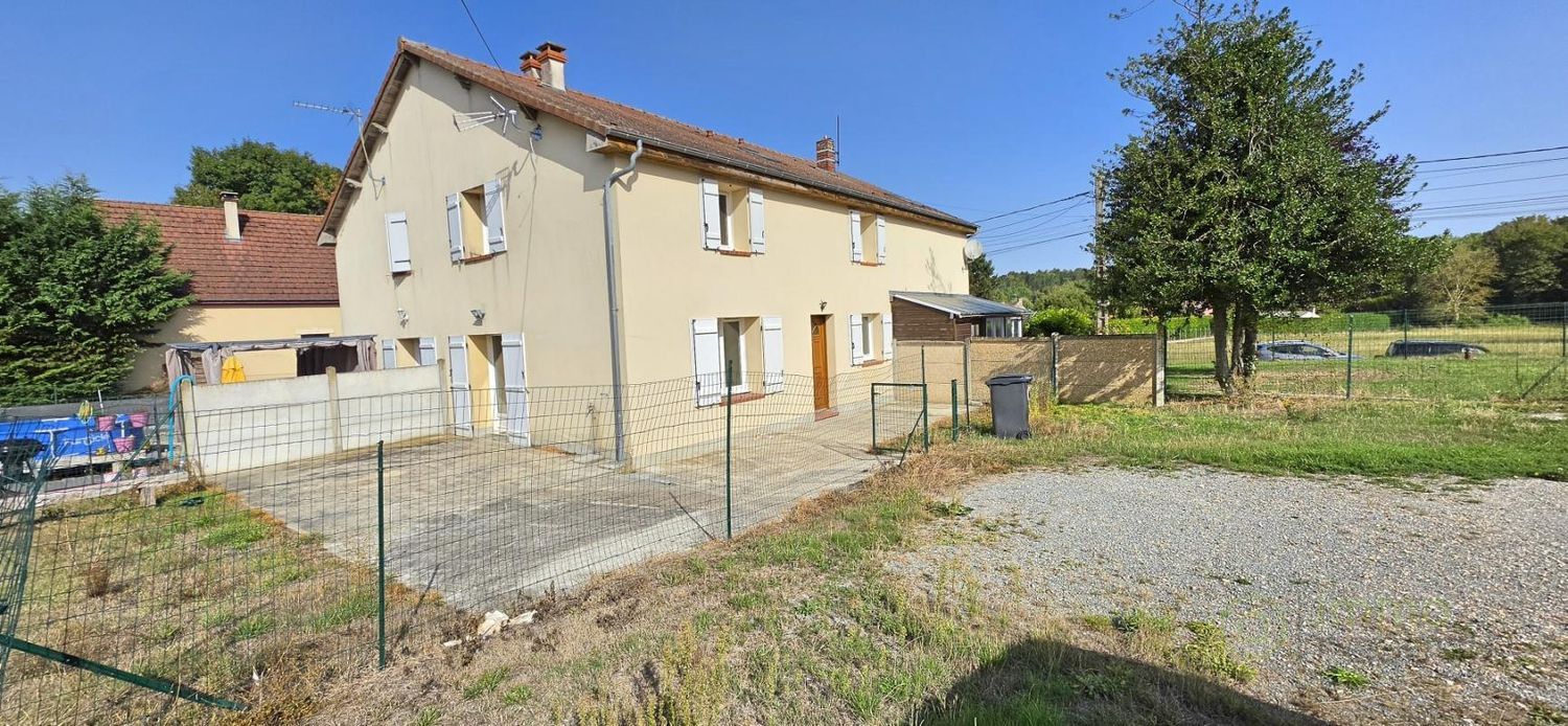Image Façade à  maison individuelle de Courtemanche