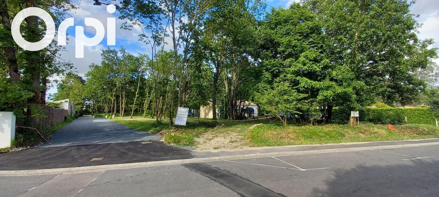 Image de terrain à Étaules