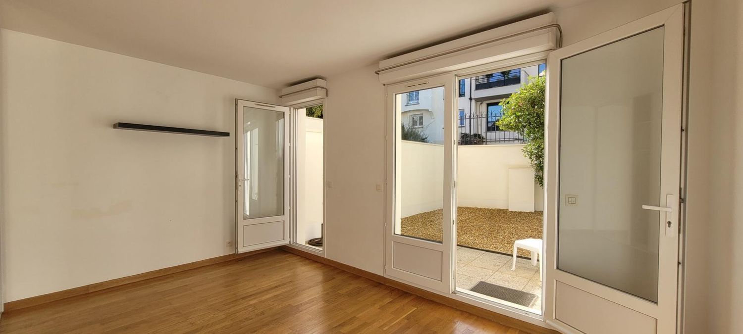 Image de studio à Issy-les-Moulineaux