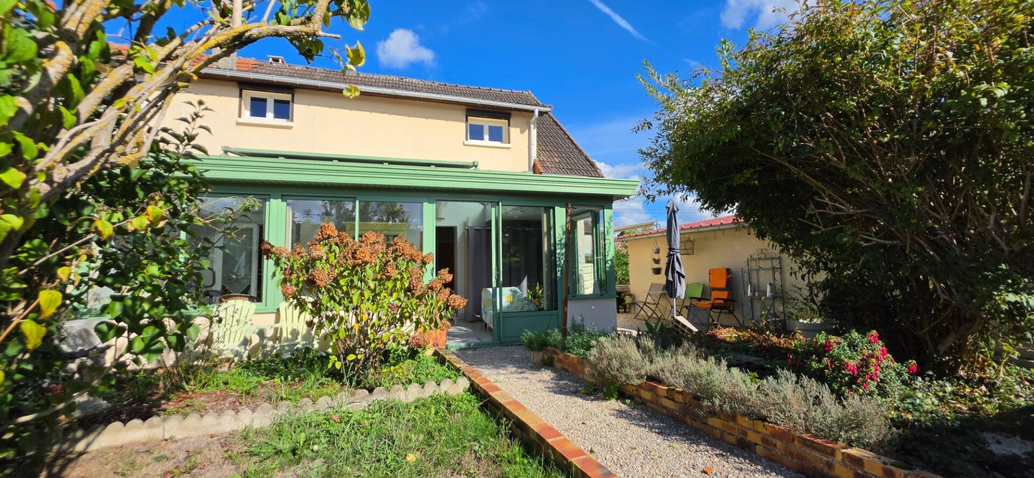 Image Façade à  maison individuelle de Thourotte