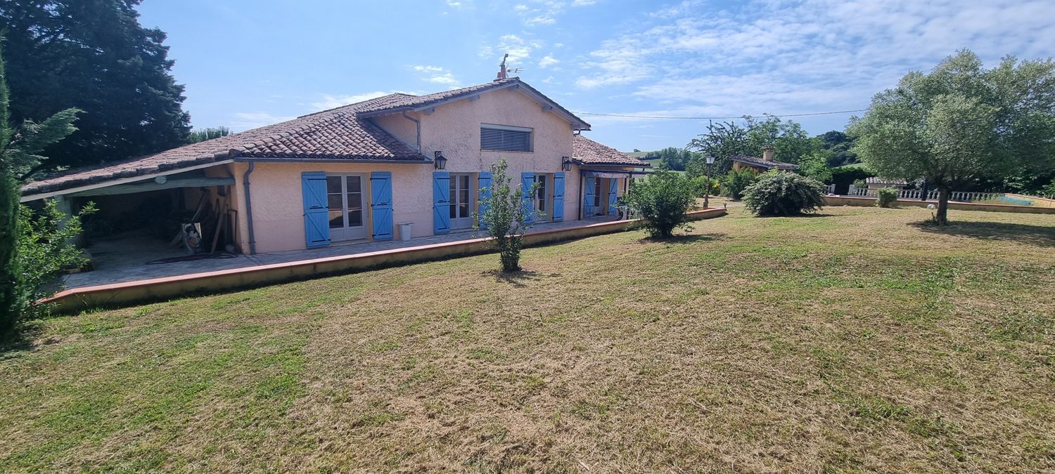 Image Façade à  propriété agricole de Brugnens