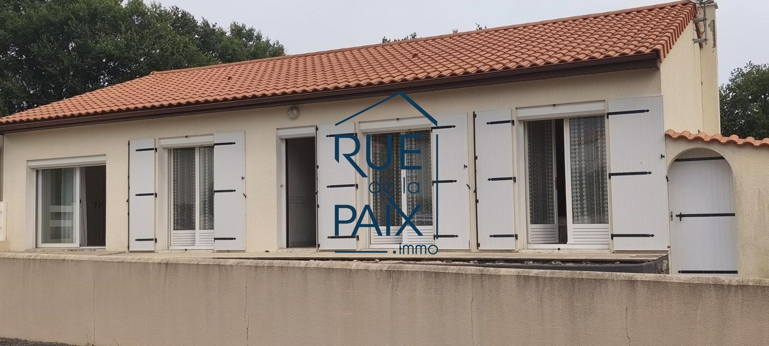 Image Façade à  maison individuelle de Châtillon-sur-Thouet