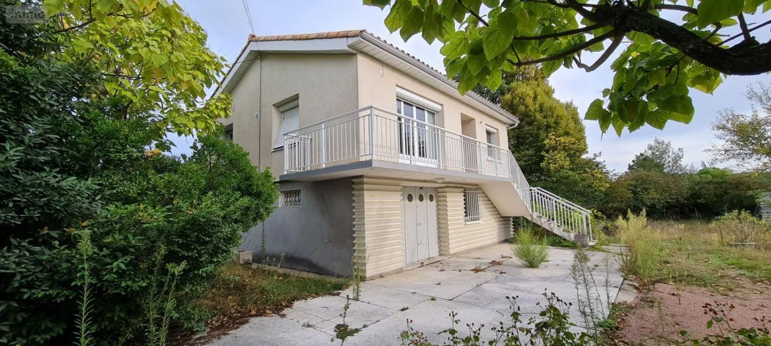 Image Façade à  maison individuelle de Saint-Palais-de-Négrignac
