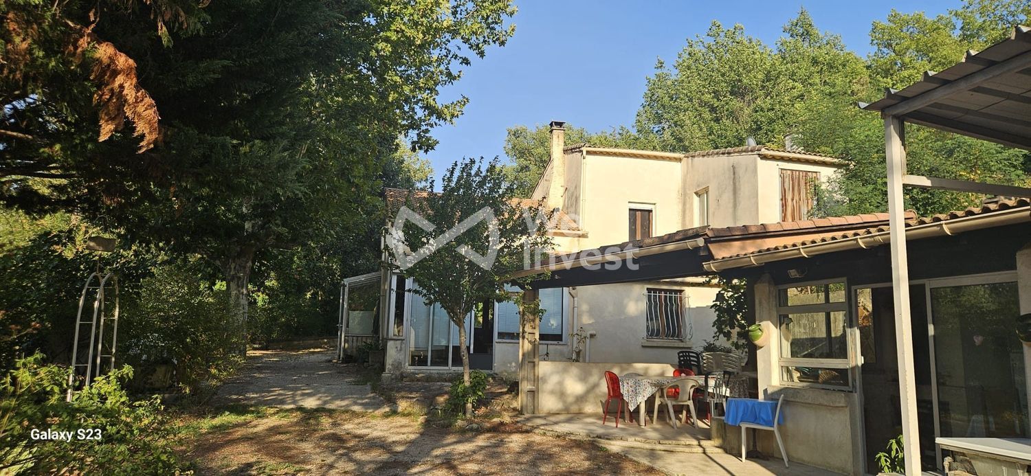 Image Façade à  maison individuelle de Saint-Maximin-la-Sainte-Baume