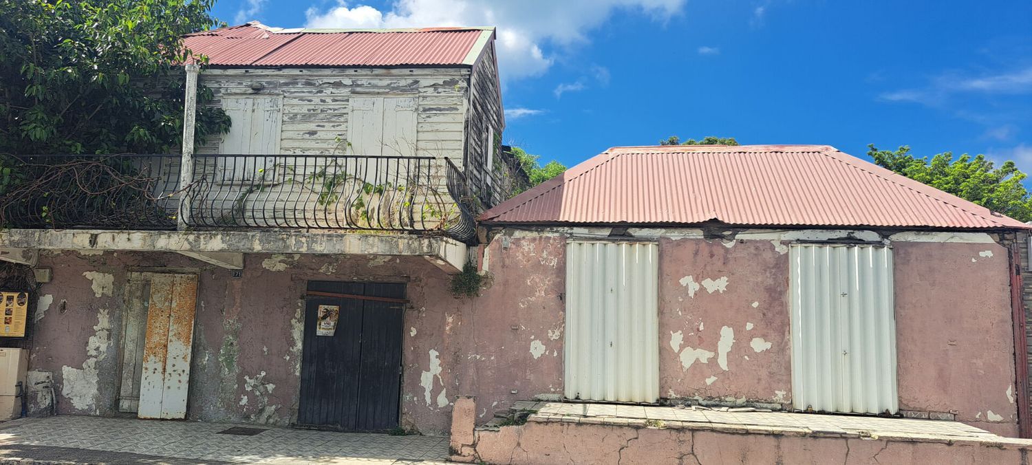 Image Façade à  maison mitoyenne de Saint-Martin