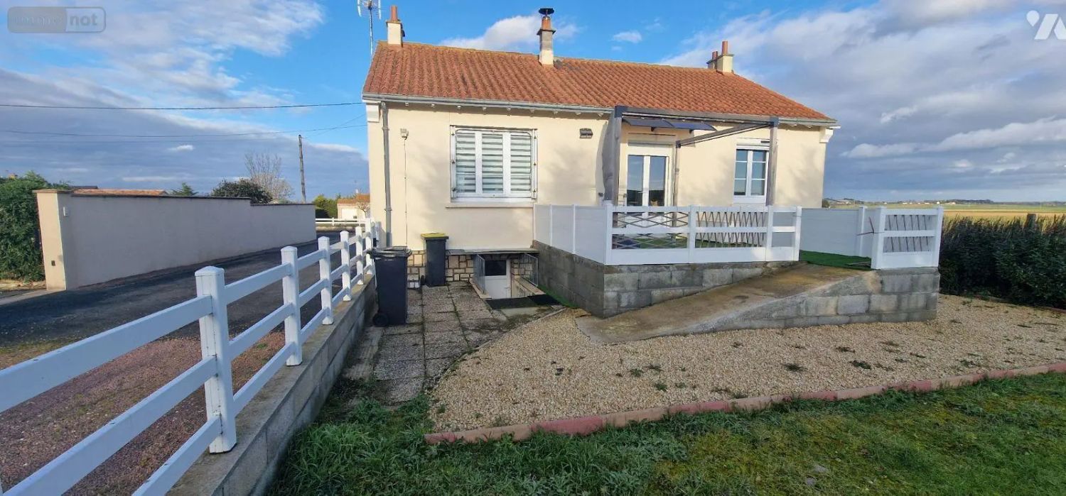 Image Façade à  maison individuelle de Louzy