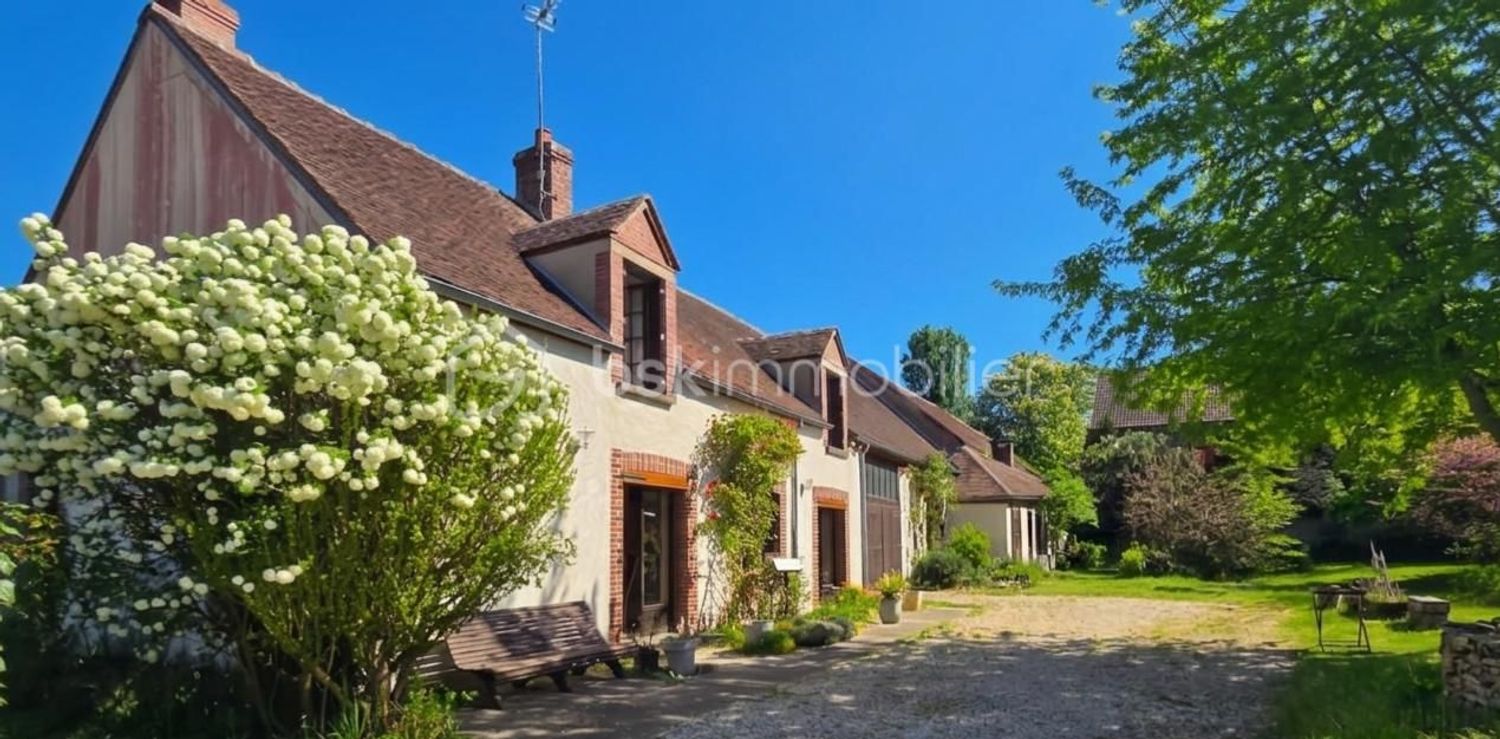 Image Façade à  maison individuelle de Dixmont