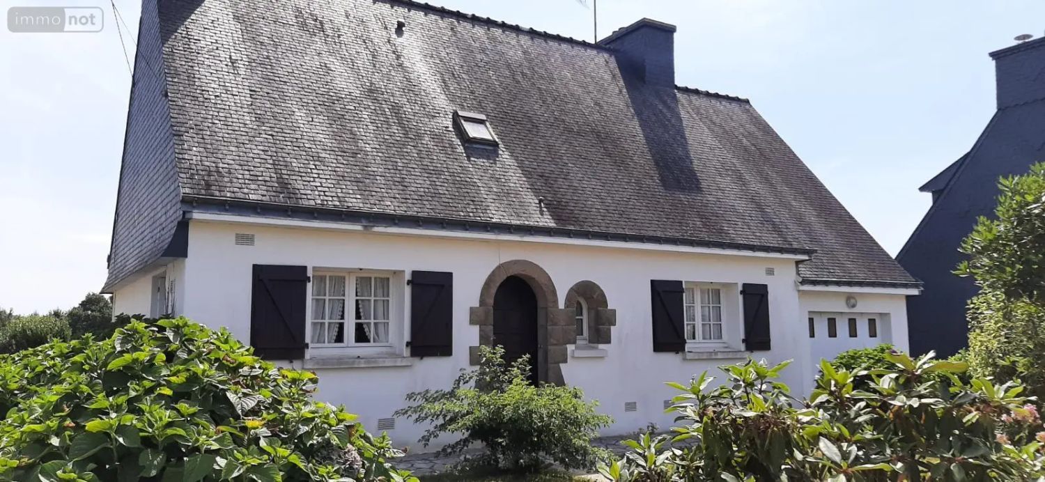 Image Façade à  maison individuelle de Guiscriff