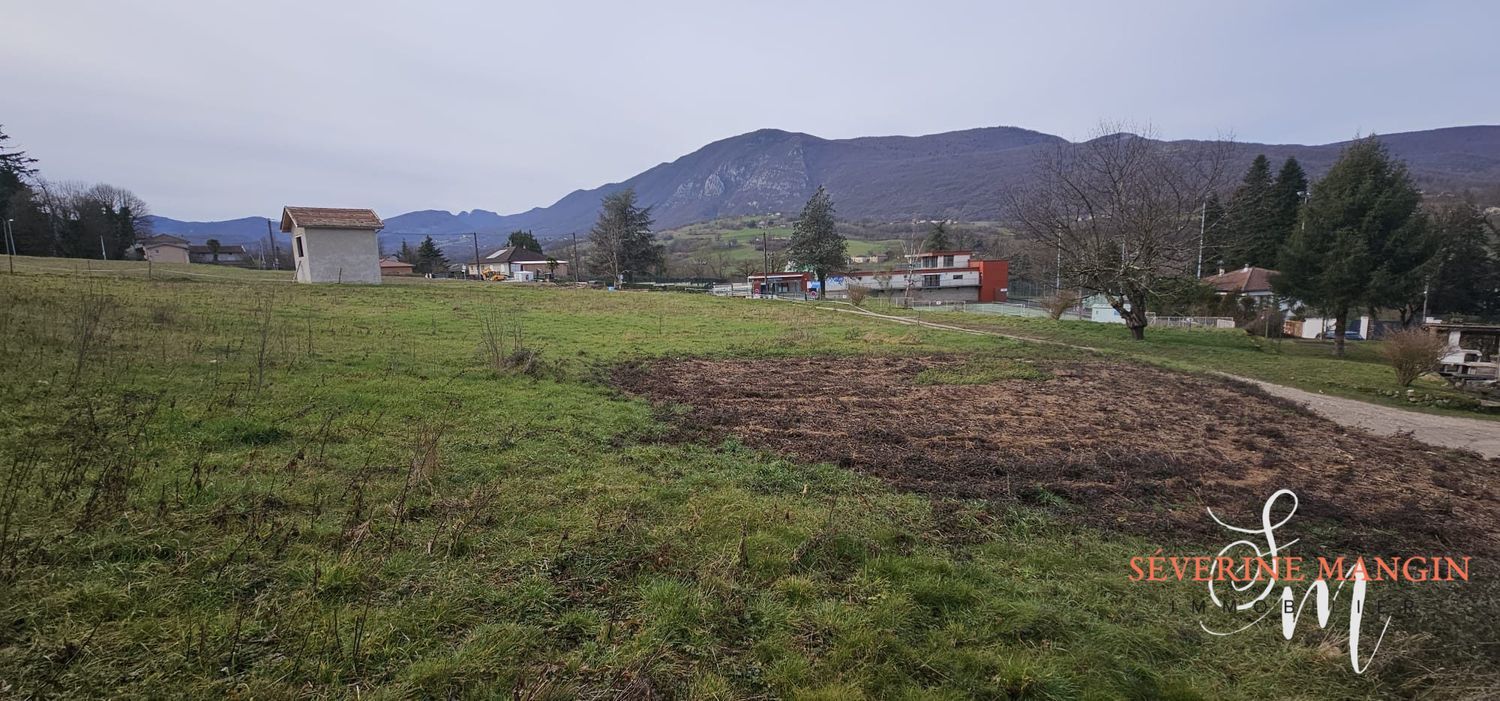 Image Vue à terrain de Saint-Jean-en-Royans