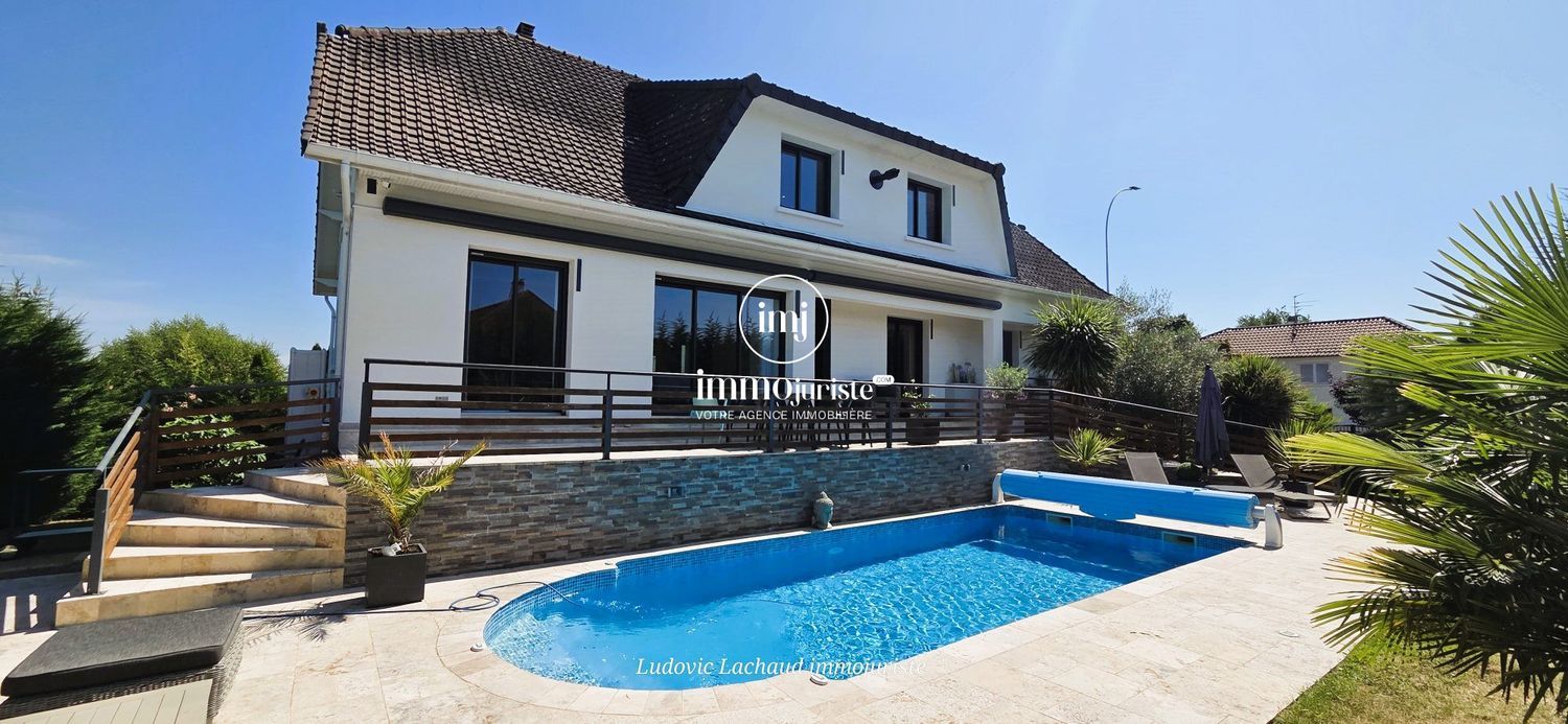 Image Piscine à  maison individuelle de Glandon