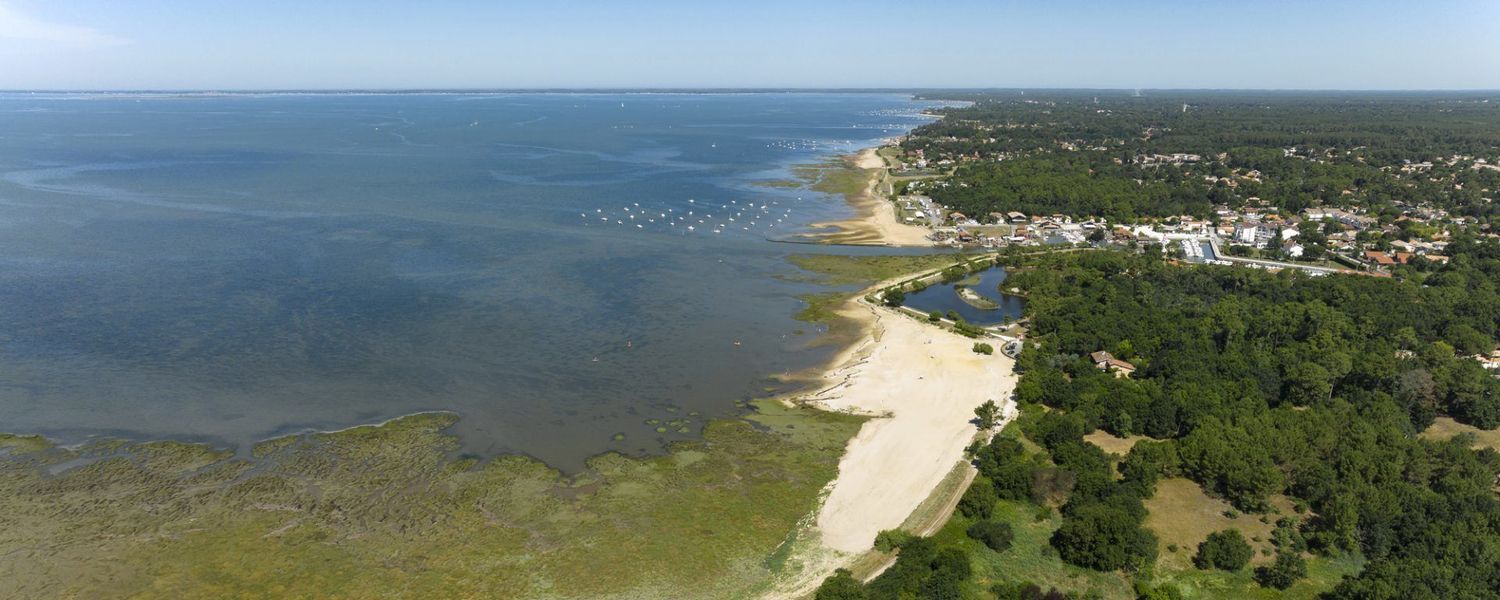 Image Vue à terrain de Lanton
