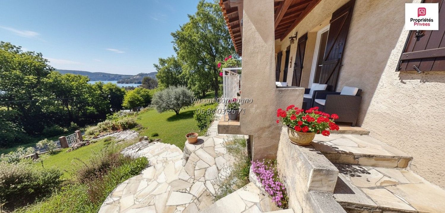 Image Façade à  maison individuelle de Esparron-de-Verdon