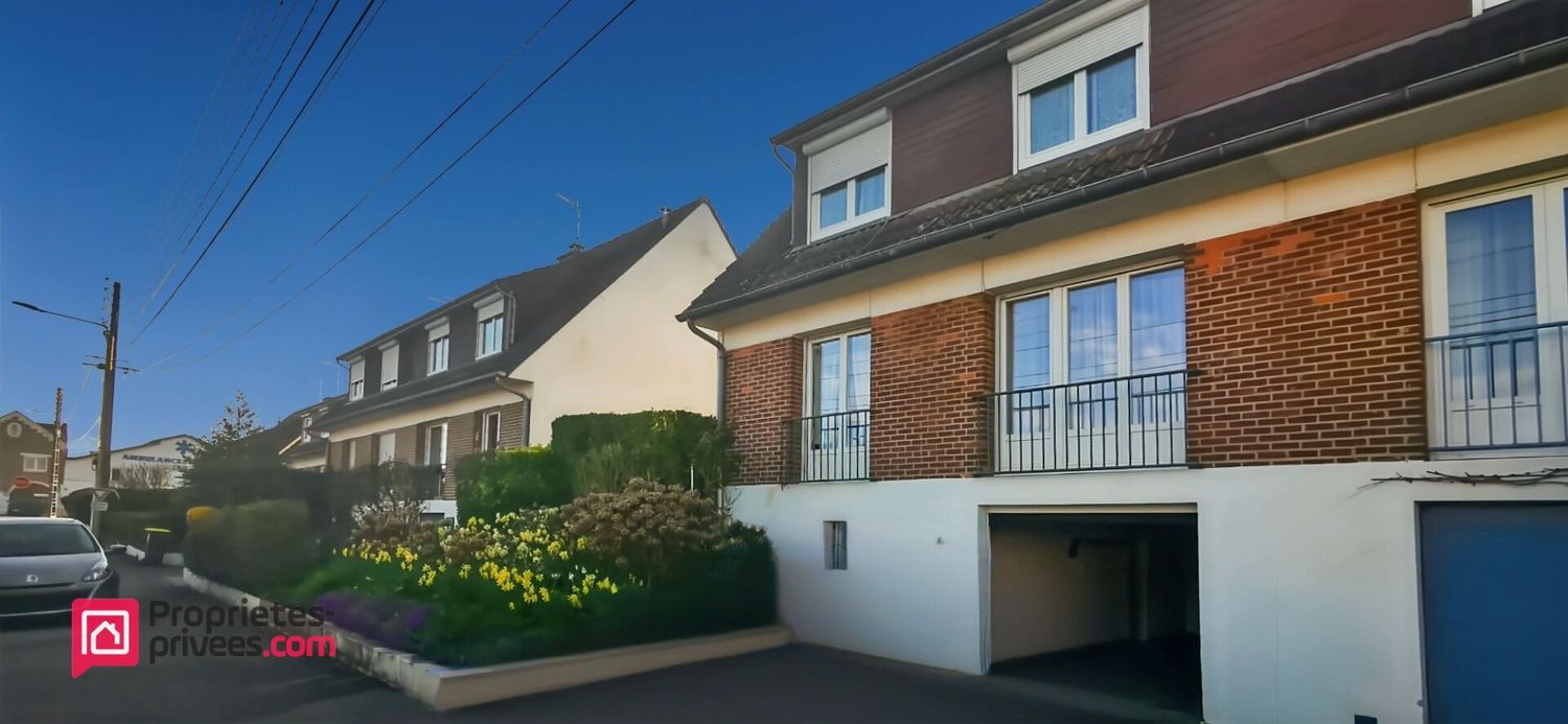 Image Façade à  maison individuelle de Marconne