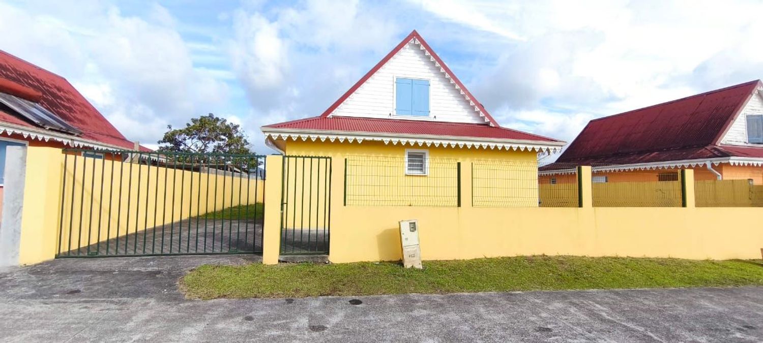 Image Façade à  villa de Le Morne-Rouge