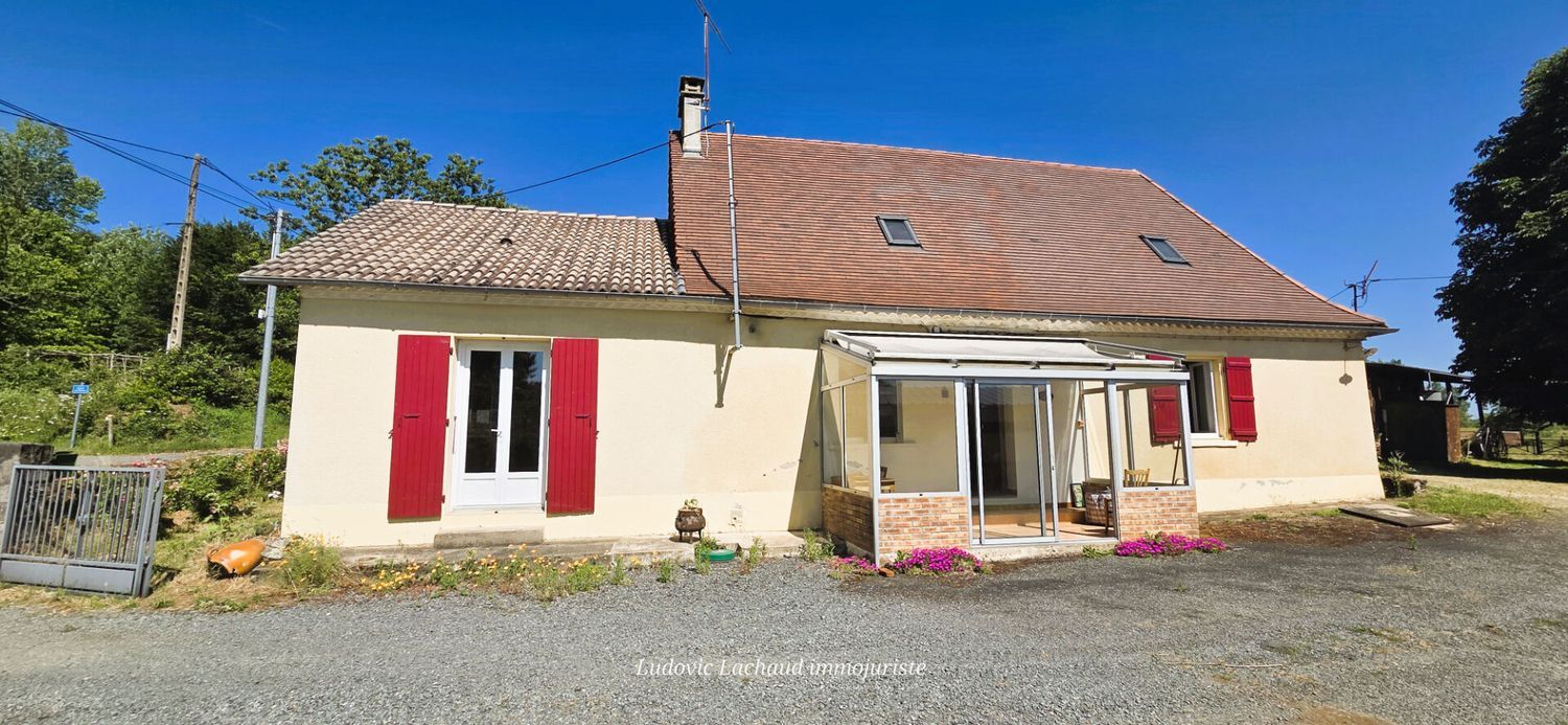 Image Façade à  maison individuelle de Savignac-Lédrier