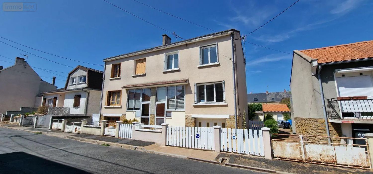 Image Façade à  maison mitoyenne de Thouars