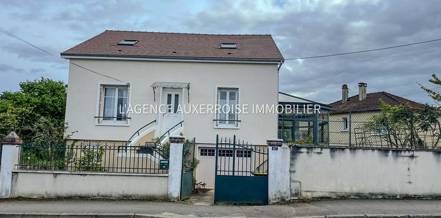 Image Façade à  maison individuelle de Auxerre