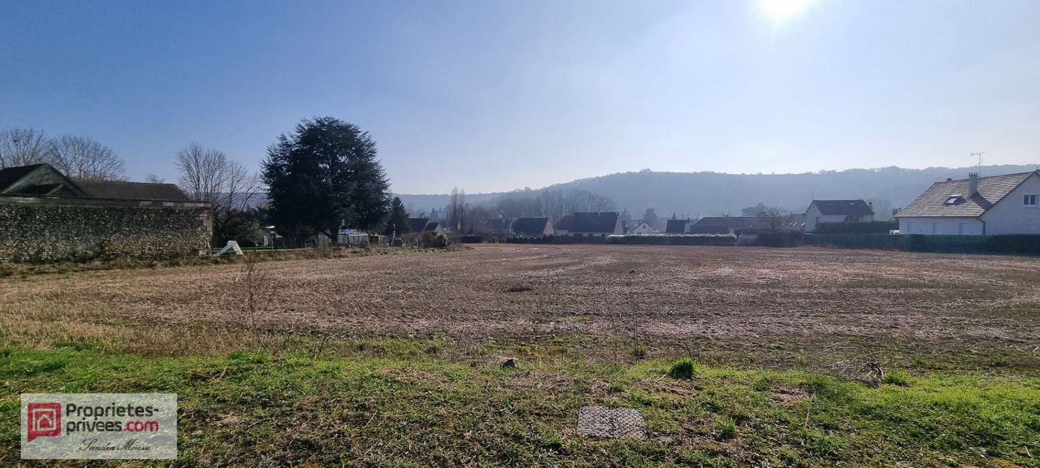 Image Vue à terrain de Nointel