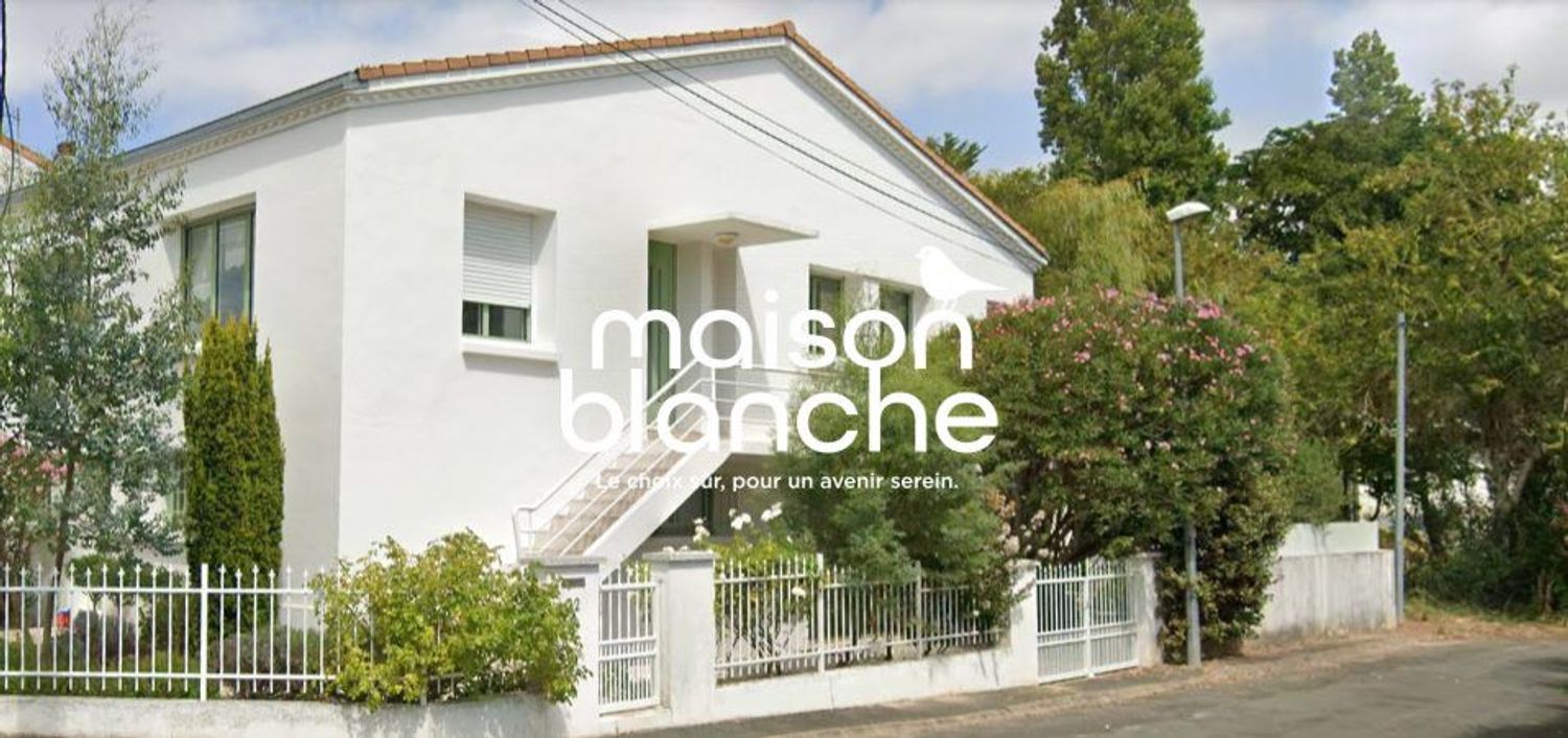 Image Façade à appartement de La Rochelle