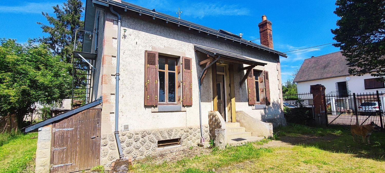 Image Façade à  maison individuelle de La Guerche-sur-l'Aubois