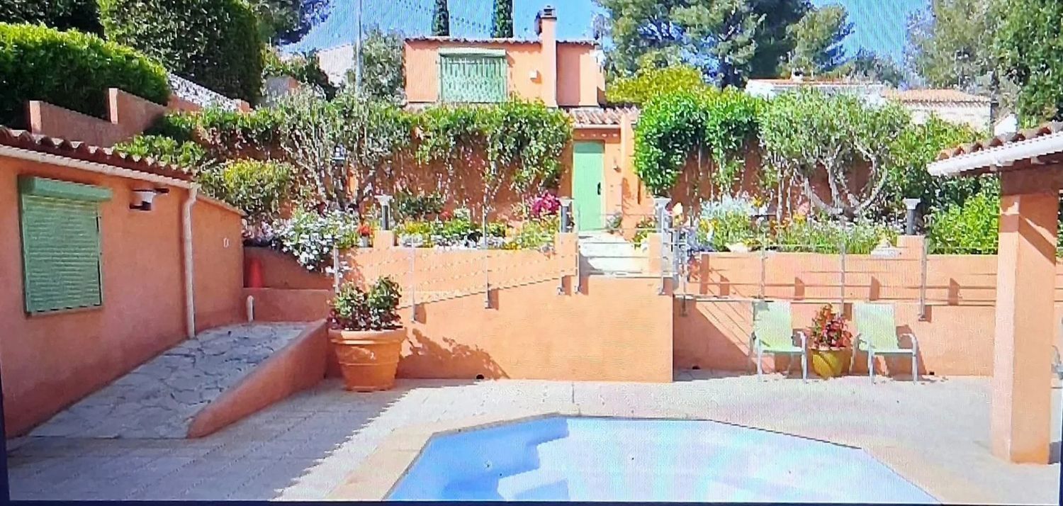 Image Piscine à  villa de Sanary-sur-Mer