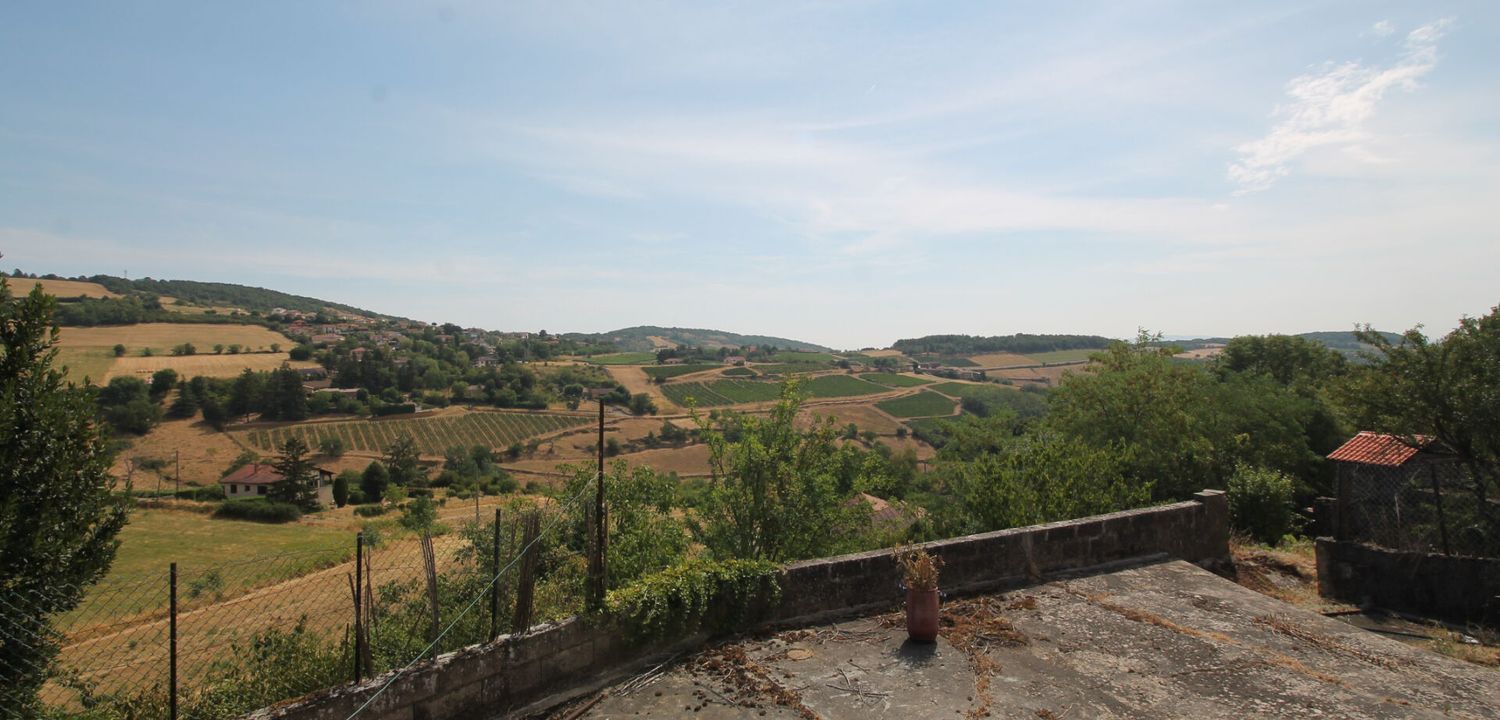 Image Vue à  maison mitoyenne de Val d'Oingt