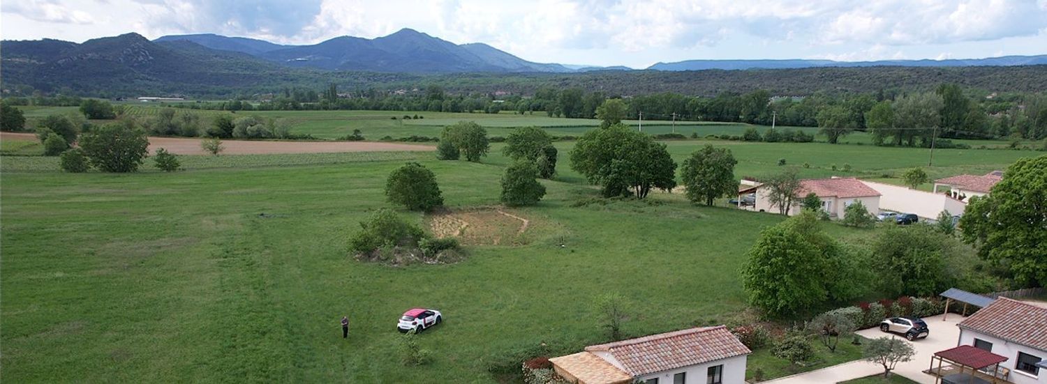 Image Vue à terrain de Berrias-et-Casteljau