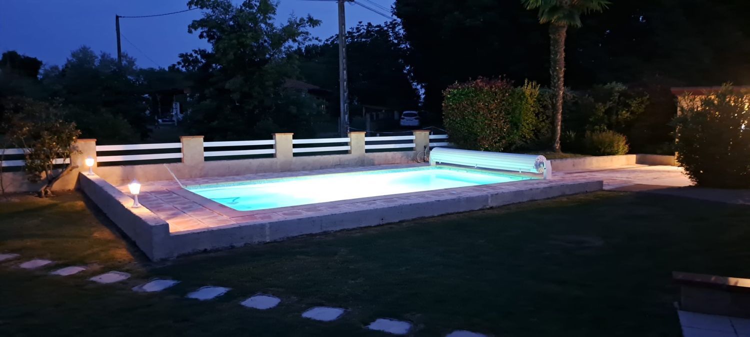 Image Piscine à  maison individuelle de Sainte-Foy-de-Peyrolières