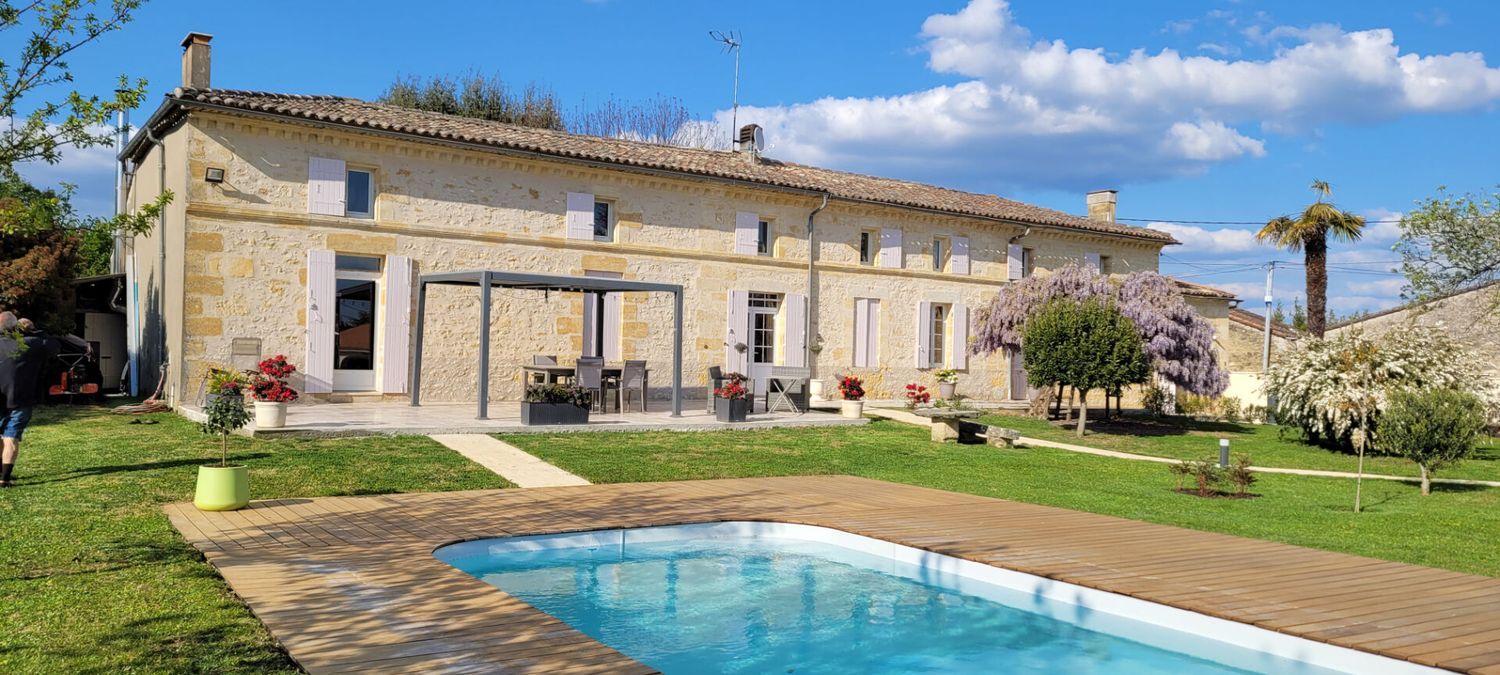 Image Piscine à  maison individuelle de Sainte-Colombe