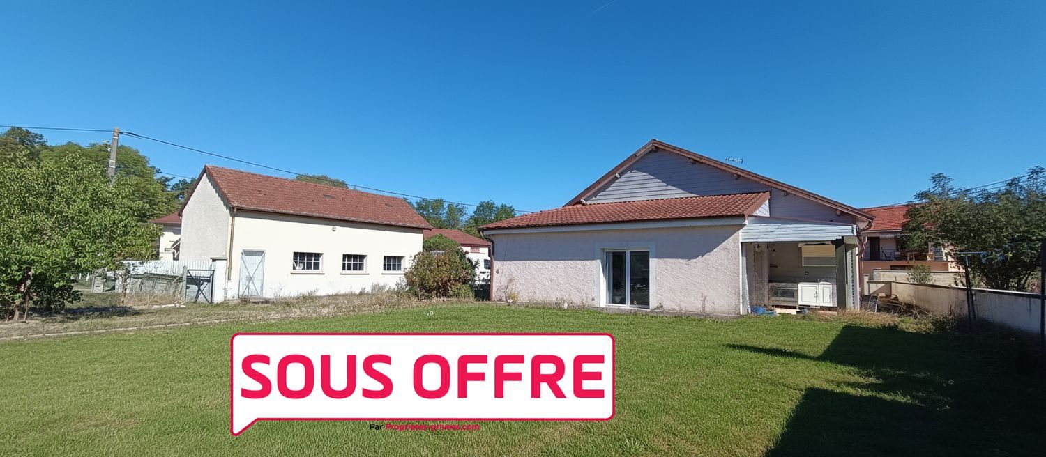 Image Façade à  maison individuelle de Breuches