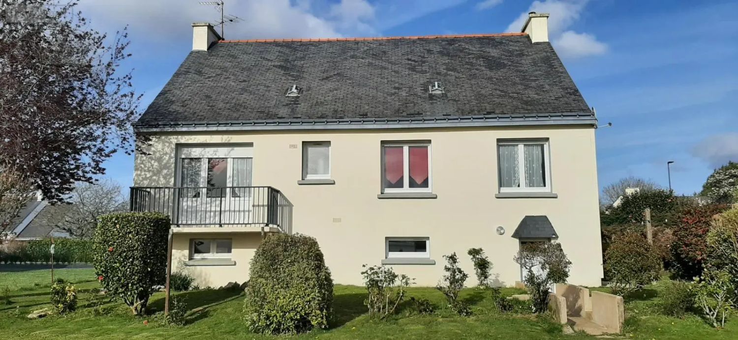 Image Façade à  maison individuelle de Guiscriff