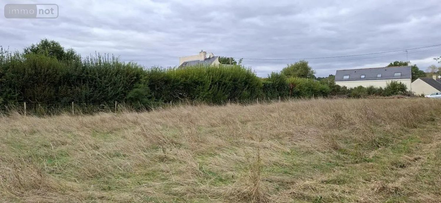 Image de terrain à Feneu