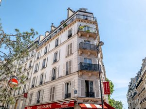 Vues 8 Rue Tardieu Montmartre (75018)