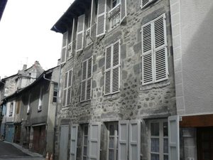 Vues Mur-de-Barrez (12600)