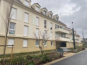 Vues 4 Sente Robert Desnos Les Clayes-sous-Bois (78340)